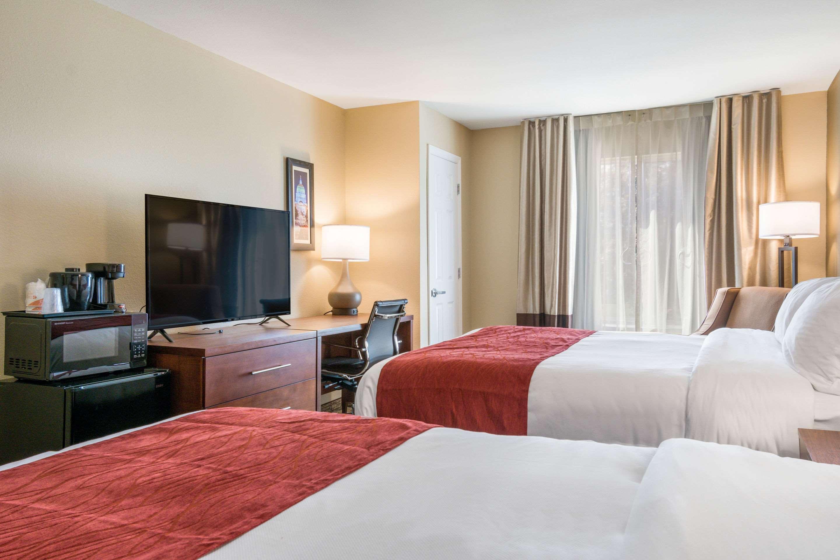 Comfort & - Hershey West Hotel Harrisburg