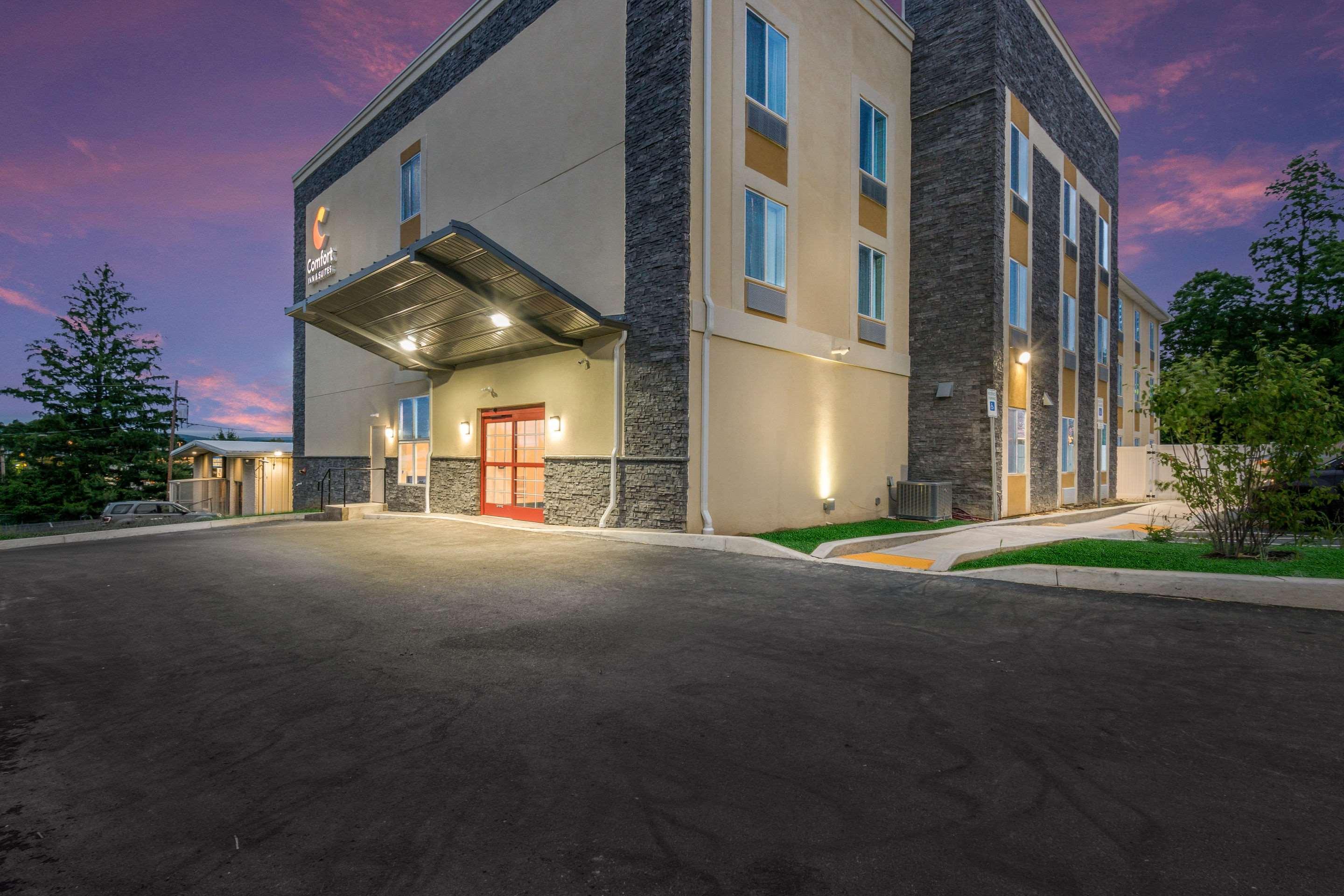 Hotel Comfort & - Hershey West
